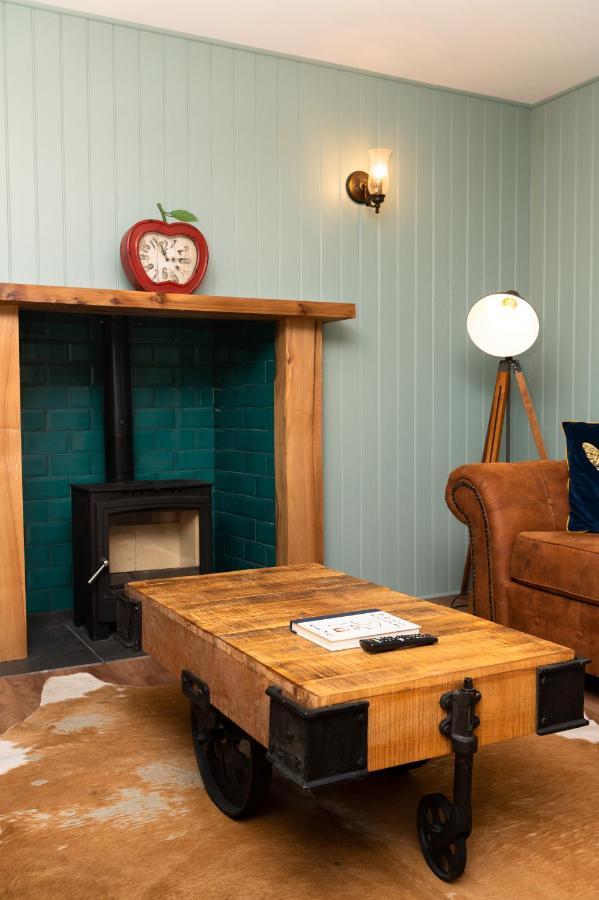 Turriff Netherdale House & The Coach House מראה חיצוני תמונה